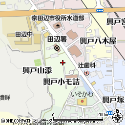京都府京田辺市興戸小モ詰周辺の地図