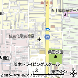 大阪府茨木市桑田町17-8周辺の地図