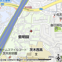 大阪府茨木市紫明園7-29周辺の地図