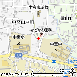 大阪府枚方市堂山1丁目10周辺の地図