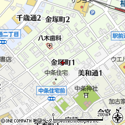 愛知県豊川市金塚町1丁目周辺の地図