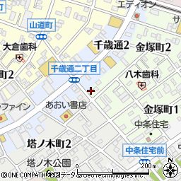 愛知県豊川市金塚町2丁目84周辺の地図