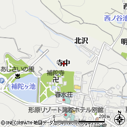 愛知県蒲郡市金平町寺中周辺の地図