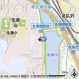セルヴィオ宝塚４番館周辺の地図