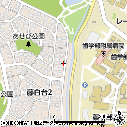 大阪府吹田市藤白台2丁目19周辺の地図