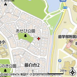 大阪府吹田市藤白台2丁目20-3周辺の地図