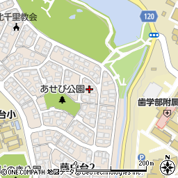 大阪府吹田市藤白台2丁目26周辺の地図