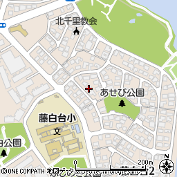 大阪府吹田市藤白台2丁目23-2周辺の地図