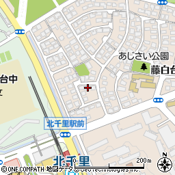 大阪府吹田市藤白台4丁目14-4周辺の地図