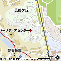 大阪府茨木市美穂ケ丘19周辺の地図