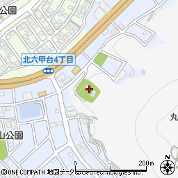 丸山稲荷神社本社周辺の地図