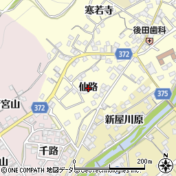 愛知県豊川市国府町仙路周辺の地図