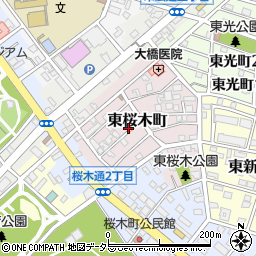 愛知県豊川市東桜木町周辺の地図
