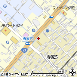 ファミリーマート鈴鹿寺家五丁目店周辺の地図