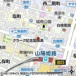 兵庫県姫路市十二所前町8周辺の地図
