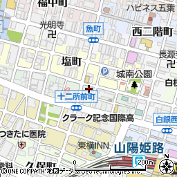 兵庫県姫路市十二所前町61周辺の地図