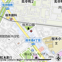 愛知県豊川市小桜町102-1周辺の地図