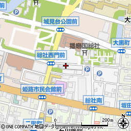 兵庫県姫路市総社本町142周辺の地図
