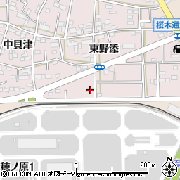 愛知県豊川市本野町東野添85周辺の地図