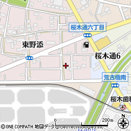 愛知県豊川市本野町東野添103周辺の地図