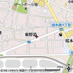 愛知県豊川市本野町東野添52周辺の地図