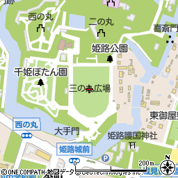 三の丸広場周辺の地図