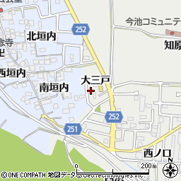 京都府城陽市枇杷庄大三戸16周辺の地図