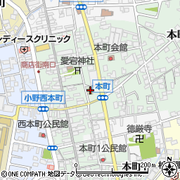 ファミリーマート小野本町店周辺の地図