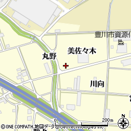 愛知県豊川市長草町荒田周辺の地図