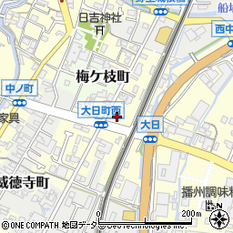 ファミリーマート梅ヶ枝町店周辺の地図