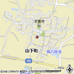 三重県亀山市山下町33周辺の地図