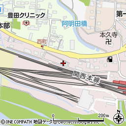 三重県亀山市御幸町87周辺の地図
