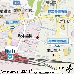 三重県亀山市御幸町248-7周辺の地図
