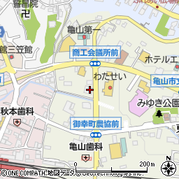はま寿司亀山店周辺の地図