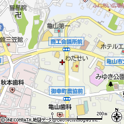 明治安田生命相互会社　亀山営業所周辺の地図