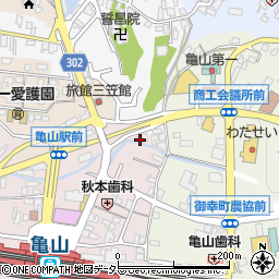 三重県亀山市御幸町273-3周辺の地図