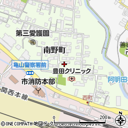 三重県亀山市南野町5周辺の地図