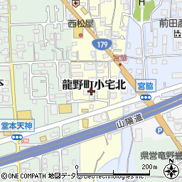 兵庫県たつの市龍野町小宅北61周辺の地図