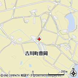 兵庫県三木市吉川町豊岡639周辺の地図