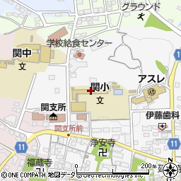亀山市立関小学校周辺の地図