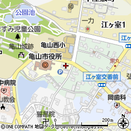 三重県亀山市本丸町579周辺の地図