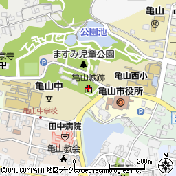三重県亀山市本丸町575周辺の地図