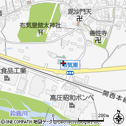 三重県亀山市布気町1614-5周辺の地図