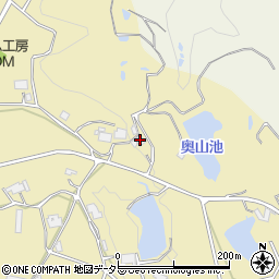 兵庫県三木市吉川町豊岡236周辺の地図