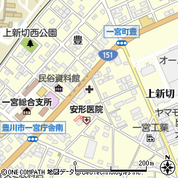 愛知県豊川市一宮町上新切528周辺の地図