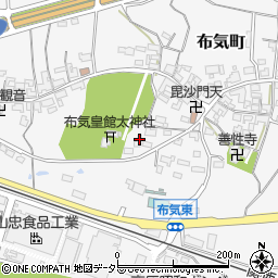 三重県亀山市布気町1665-10周辺の地図