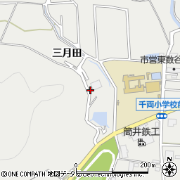 愛知県豊川市千両町三月田周辺の地図