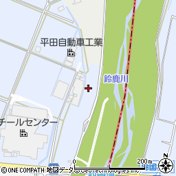 三重県亀山市和田町557-2周辺の地図