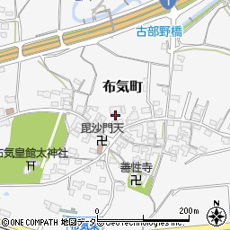 三重県亀山市布気町150-1周辺の地図