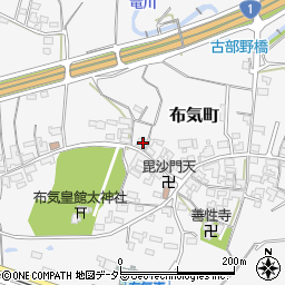 三重県亀山市布気町155周辺の地図
